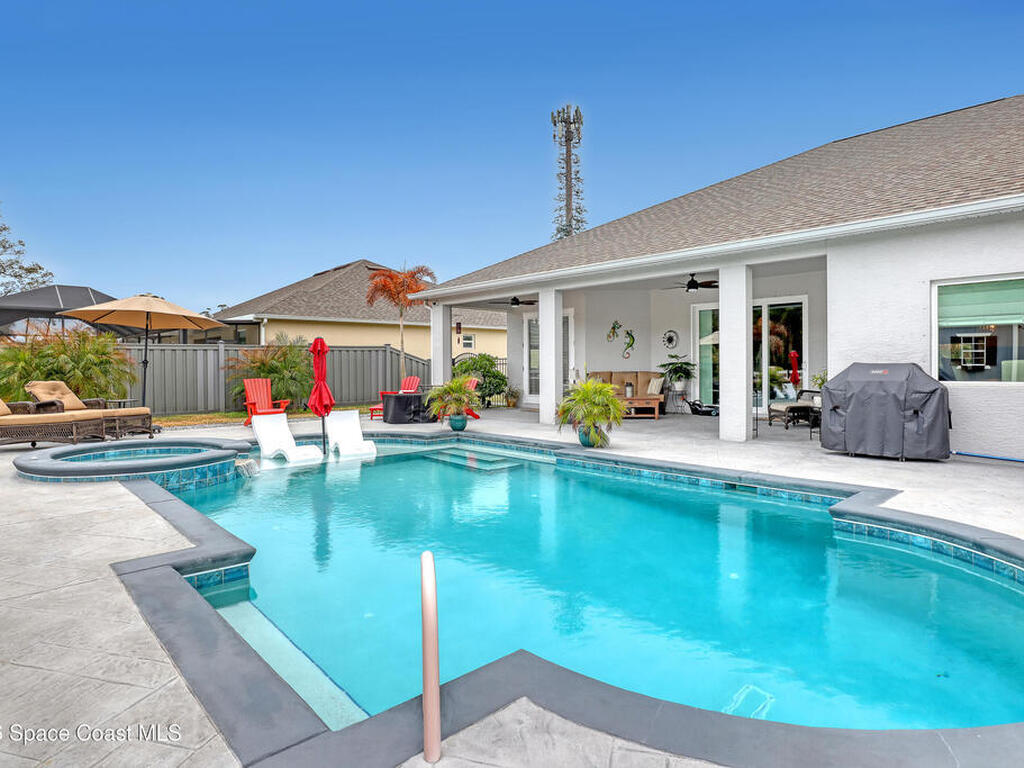 1837 Market Circle, Palm Bay, FL 32905