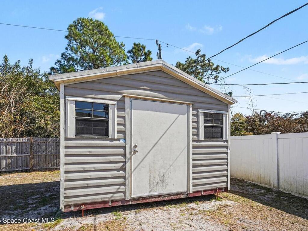 2941 Denver Avenue, Palm Bay, FL 32909