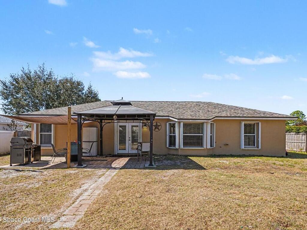 2941 Denver Avenue, Palm Bay, FL 32909