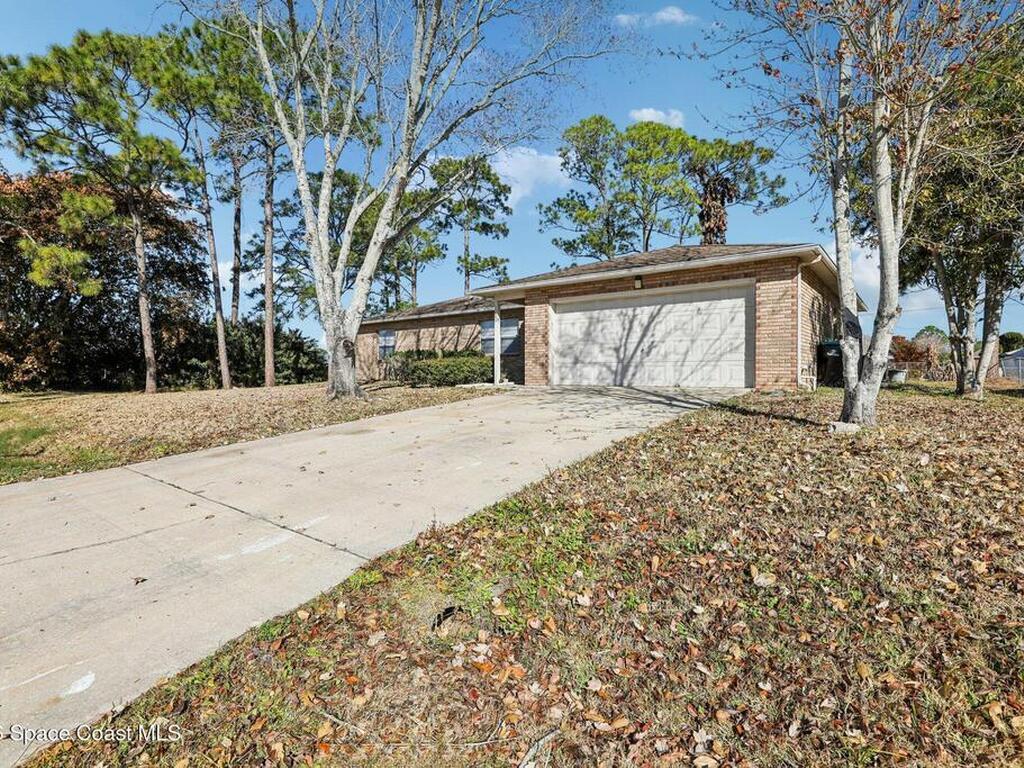 1731 Radisson Street, Palm Bay, FL 32907