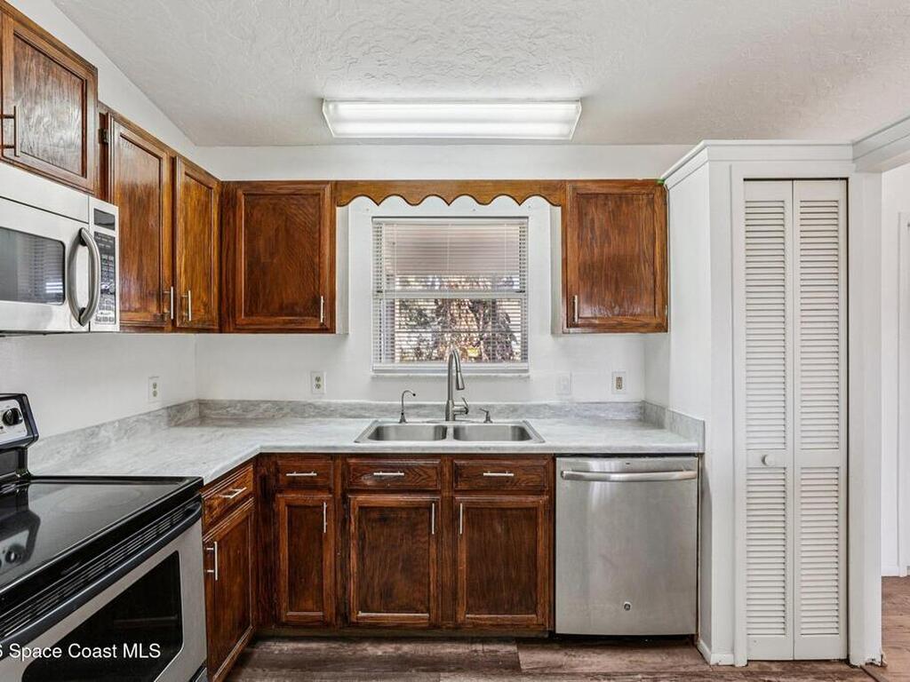 1731 Radisson Street, Palm Bay, FL 32907