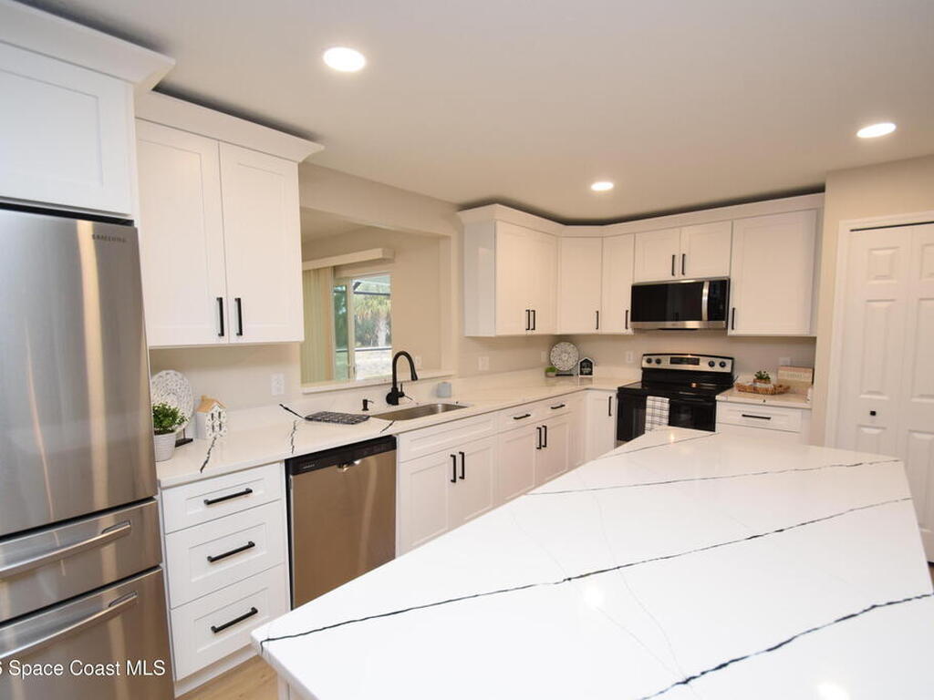 1733 Zaminder Street, Palm Bay, FL 32907