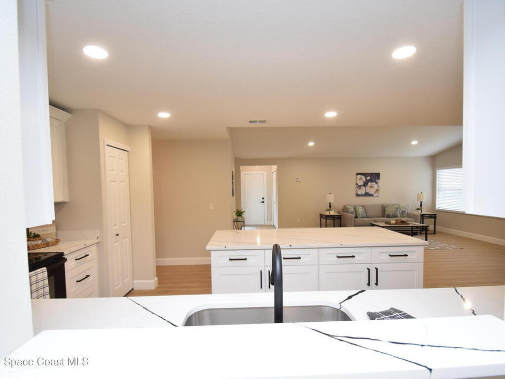 1733 Zaminder Street, Palm Bay, FL 32907