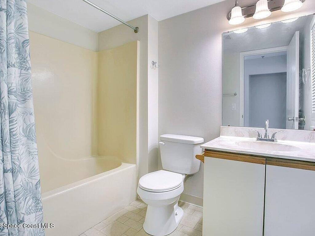 7814 Shadowood Drive, Melbourne, FL 32904