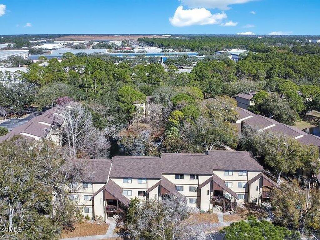 7814 Shadowood Drive, Melbourne, FL 32904