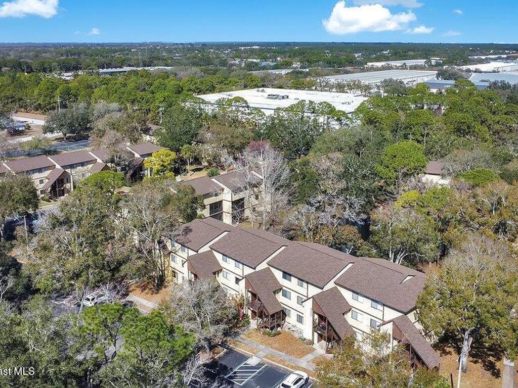 7814 Shadowood Drive, Melbourne, FL 32904