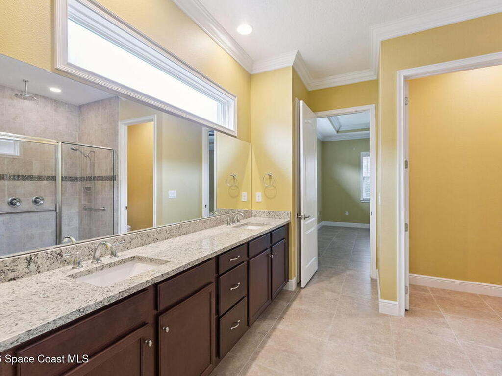 5043 Vantage Court, St. Cloud, FL 34772