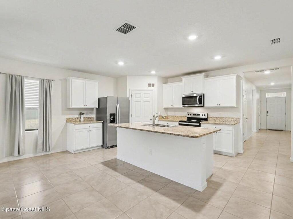 7528 Tourmaline Drive, Grant, FL 32949