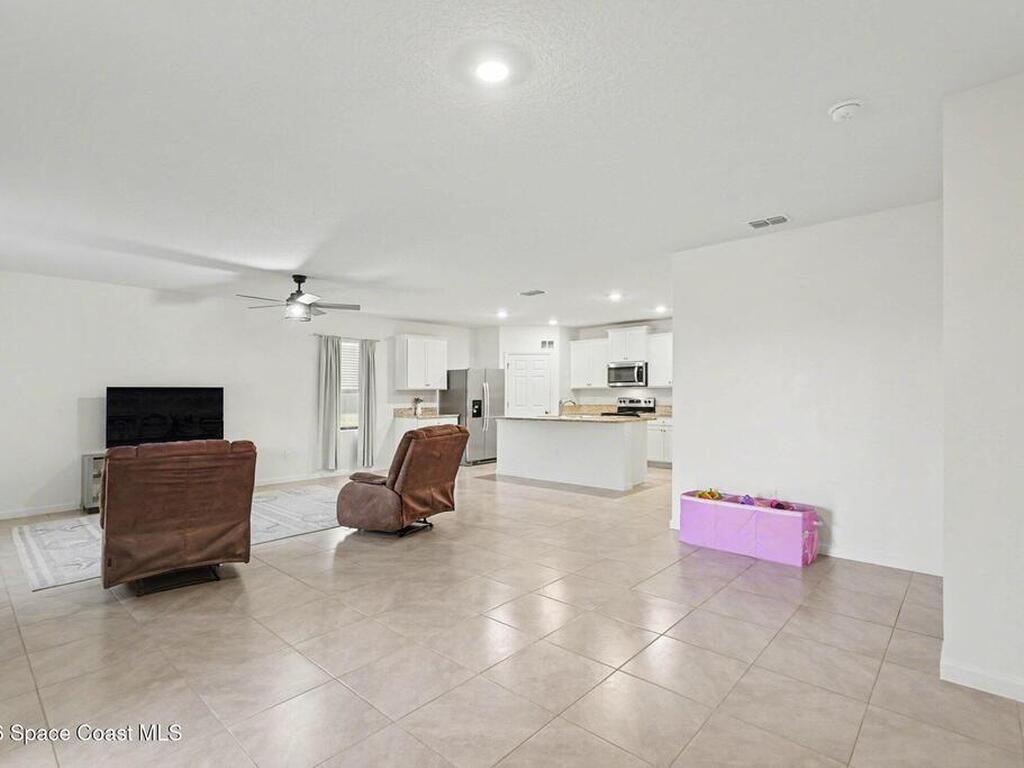 7528 Tourmaline Drive, Grant, FL 32949