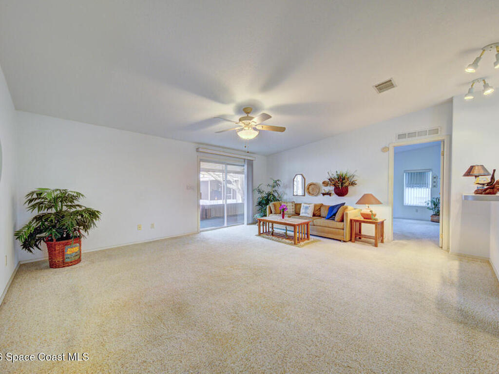 237 Sailboat Circle, Cocoa, FL 32926