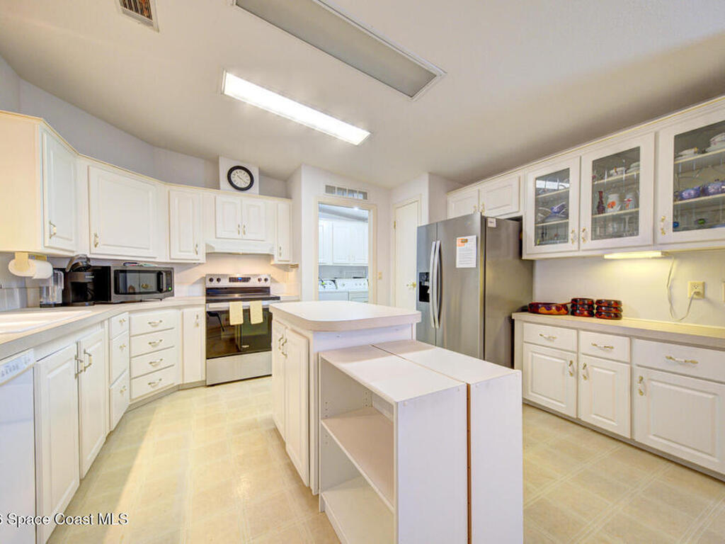 237 Sailboat Circle, Cocoa, FL 32926