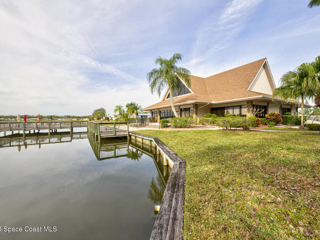 237 Sailboat Circle, Cocoa, FL 32926