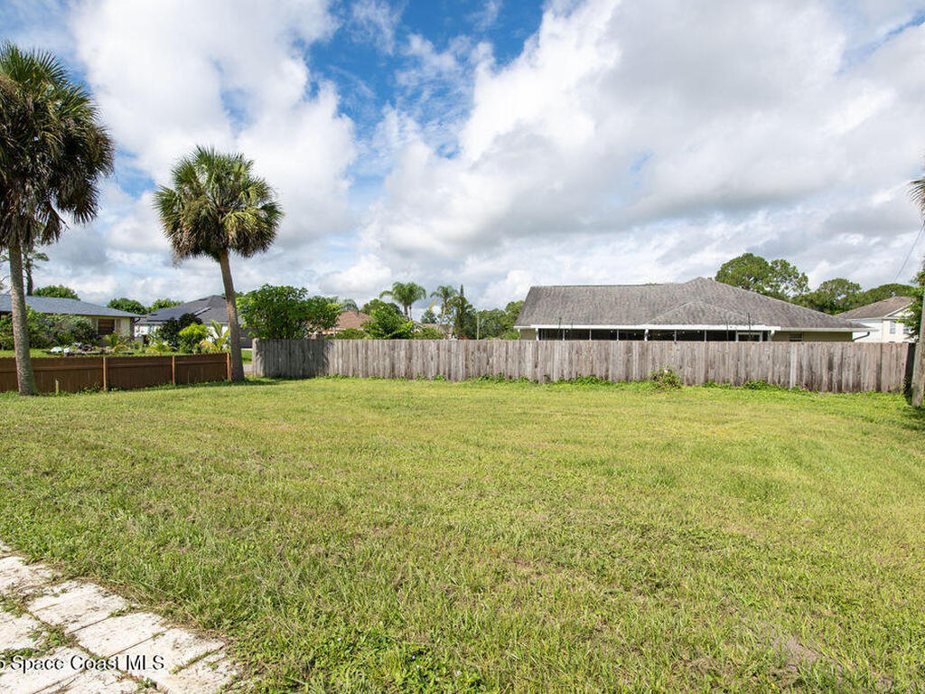 236 Maywood Avenue, Palm Bay, FL 32907