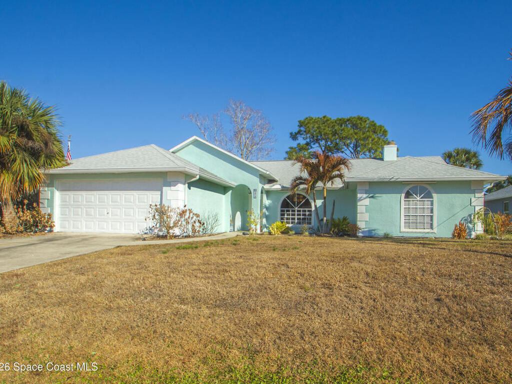 479 Lanfair Avenue, Sebastian, FL 32958