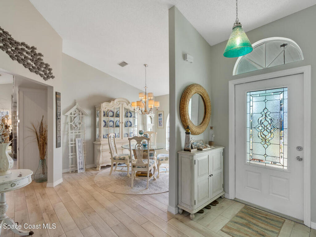 479 Lanfair Avenue, Sebastian, FL 32958