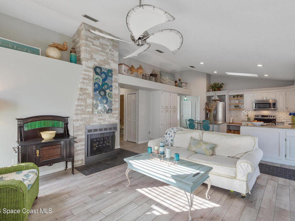 479 Lanfair Avenue, Sebastian, FL 32958