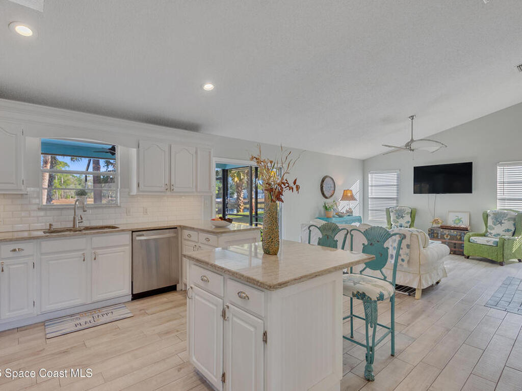 479 Lanfair Avenue, Sebastian, FL 32958