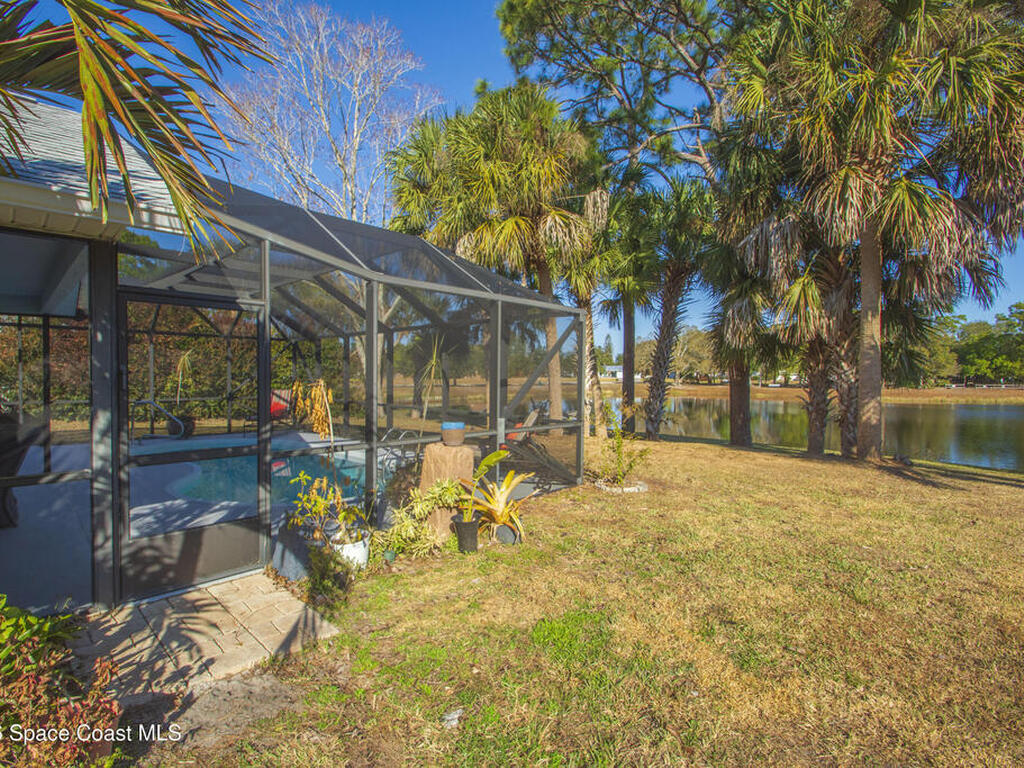 479 Lanfair Avenue, Sebastian, FL 32958