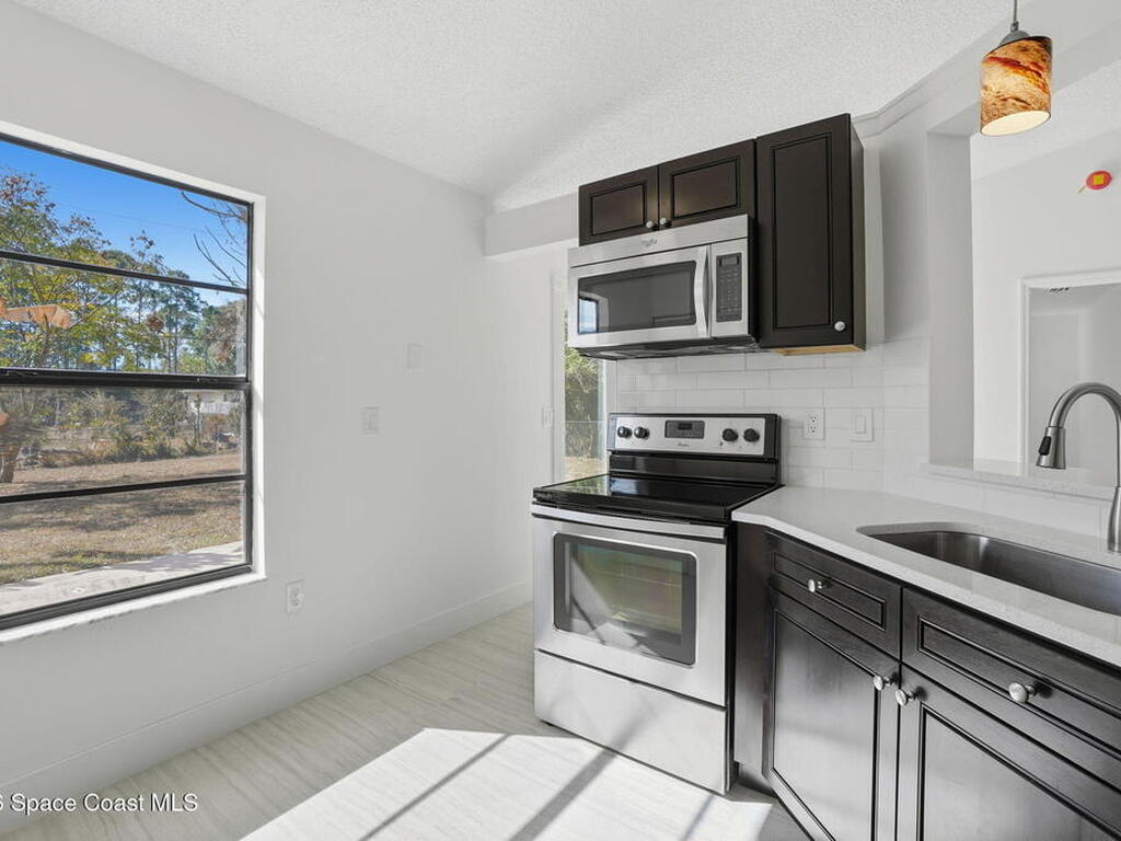 1336 Gingold Street, Palm Bay, FL 32907