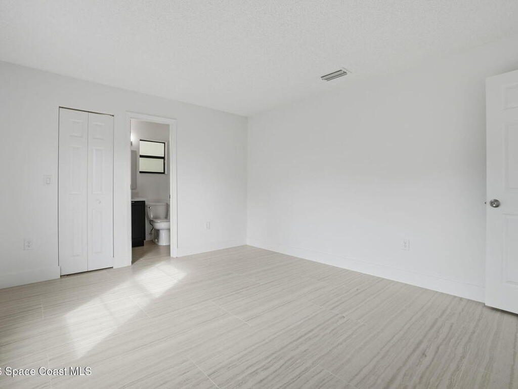 1336 Gingold Street, Palm Bay, FL 32907