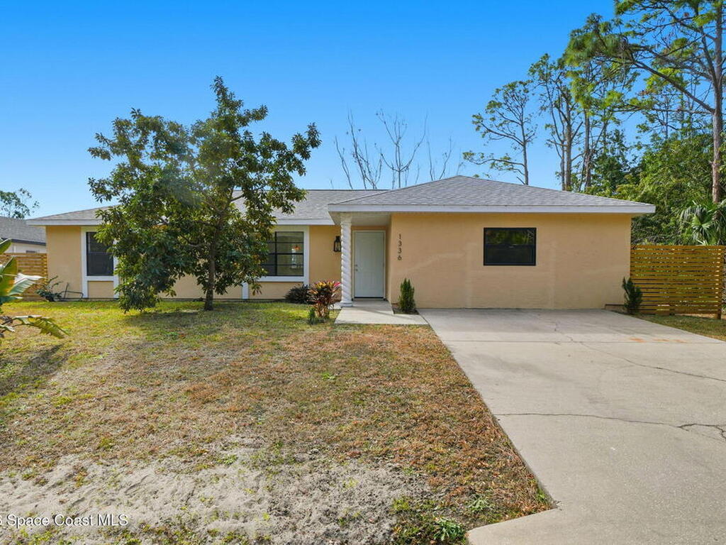 1336 Gingold Street, Palm Bay, FL 32907