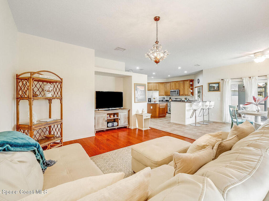 1137 Morgan Circle, Palm Bay, FL 32905