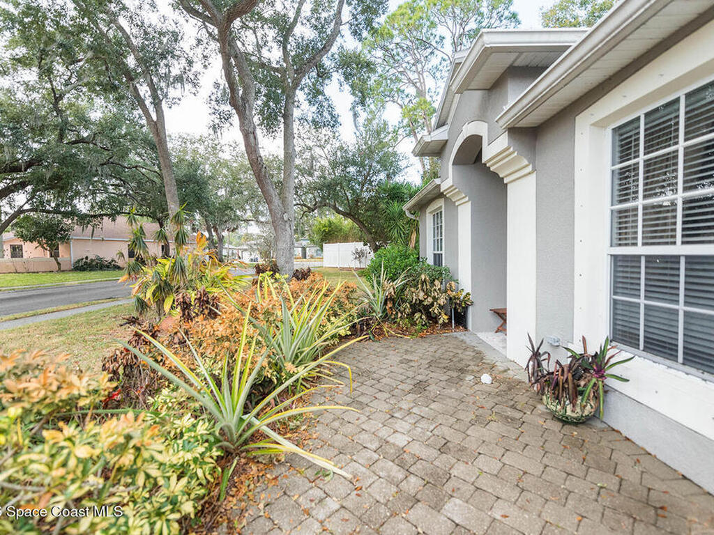 2690 La Cita Lane, Titusville, FL 32780