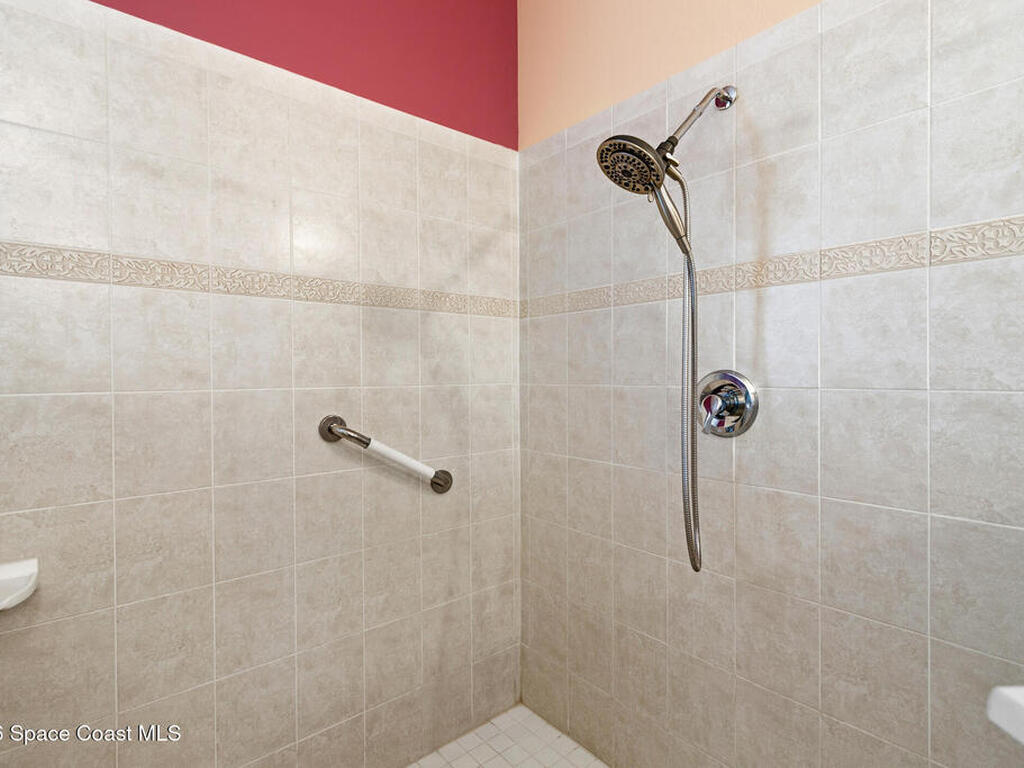 4827 Alamanda Drive, Melbourne, FL 32940