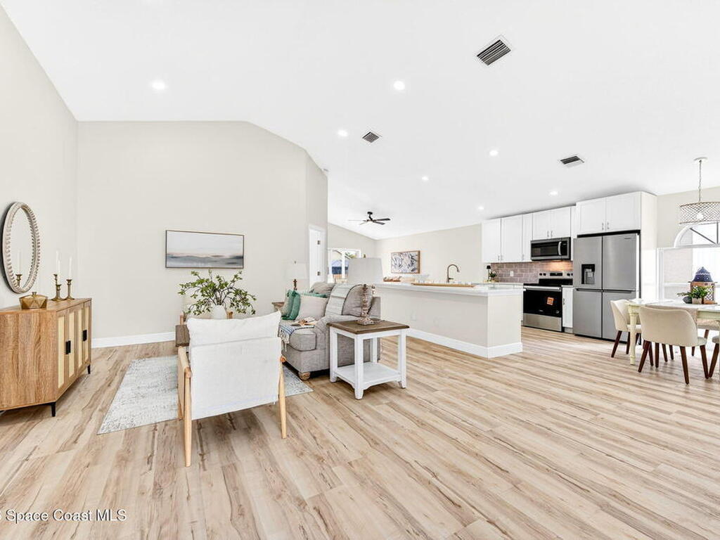 2930 Pebble Creek Street, Melbourne, FL 32935