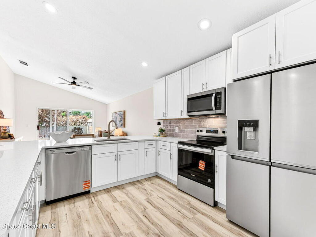 2930 Pebble Creek Street, Melbourne, FL 32935