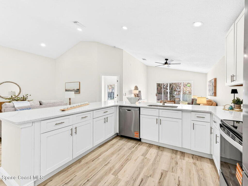 2930 Pebble Creek Street, Melbourne, FL 32935