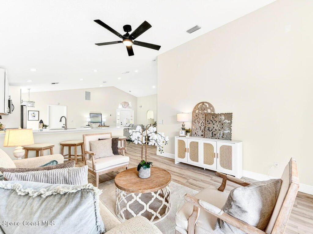 2930 Pebble Creek Street, Melbourne, FL 32935