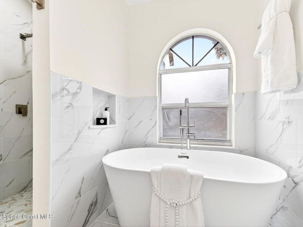 2930 Pebble Creek Street, Melbourne, FL 32935