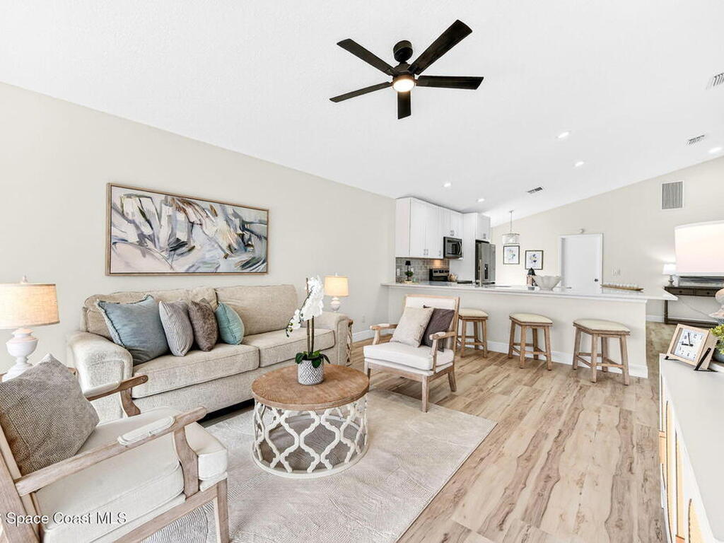 2930 Pebble Creek Street, Melbourne, FL 32935