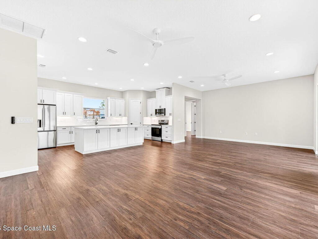 760 Starland Street, Palm Bay, FL 32909