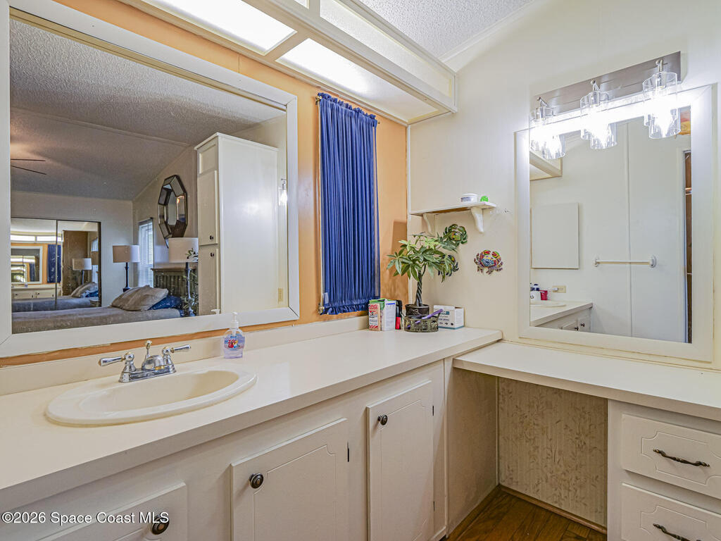 498 Marlin Circle, Barefoot Bay, FL 32976