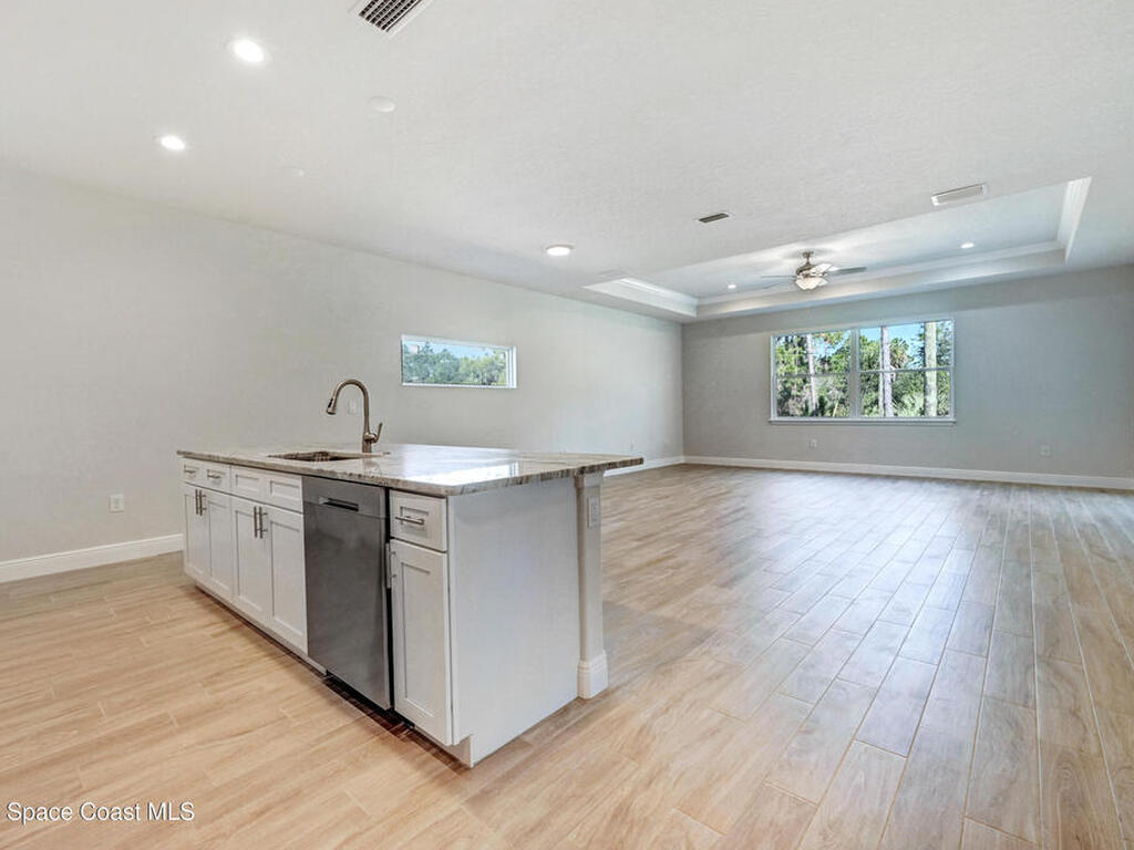 371 Halloran Street, Palm Bay, FL 32909