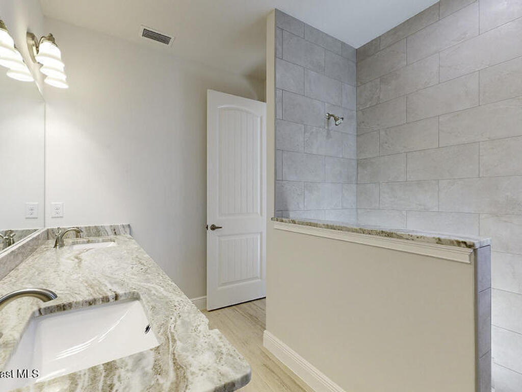 371 Halloran Street, Palm Bay, FL 32909