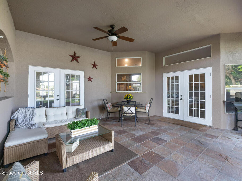 663 Sheridan Woods Drive, Melbourne, FL 32904