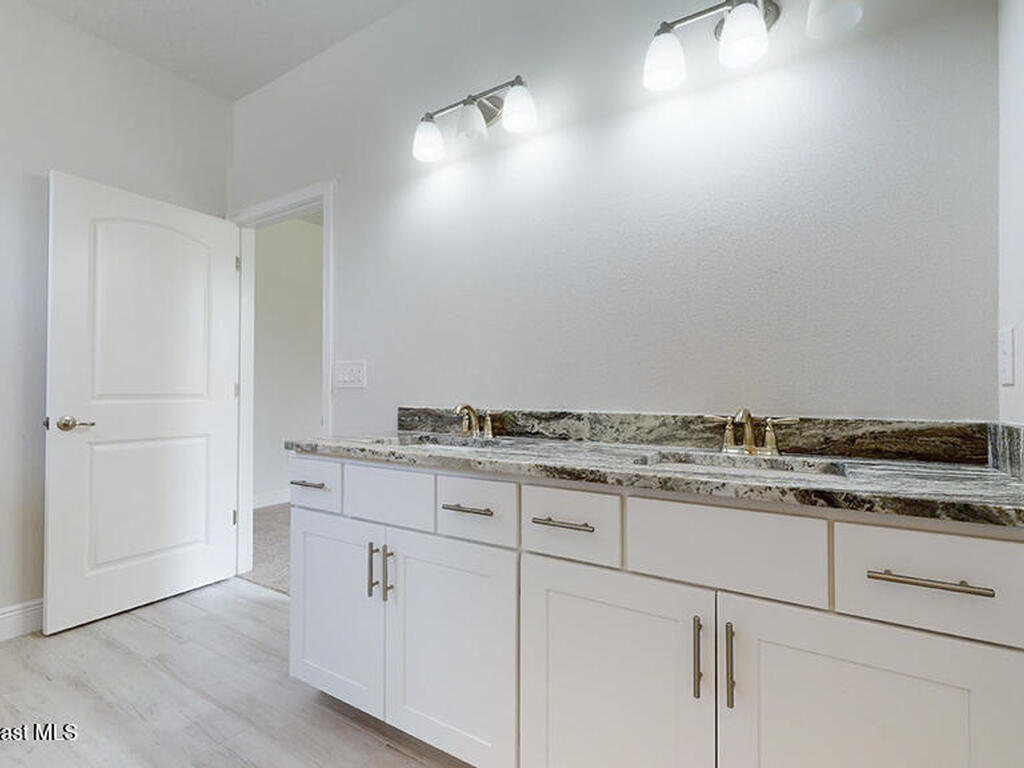 105 Delia Avenue, Palm Bay, FL 32907