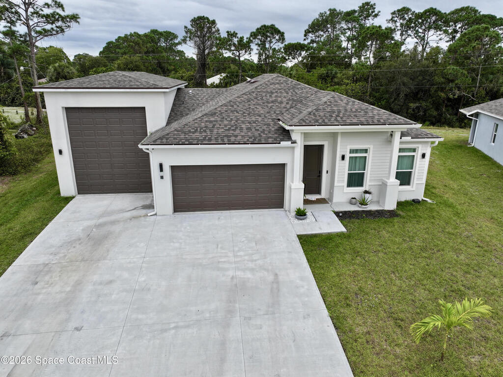 105 Delia Avenue, Palm Bay, FL 32907