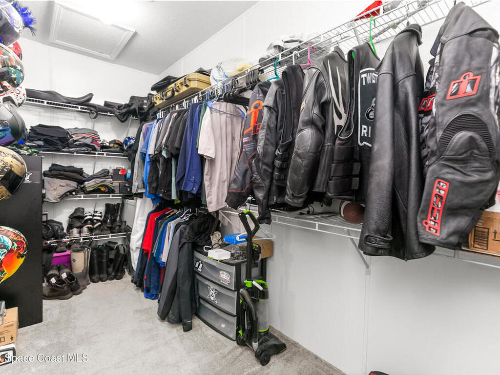 9175 Freedom Road, Mims, FL 32754