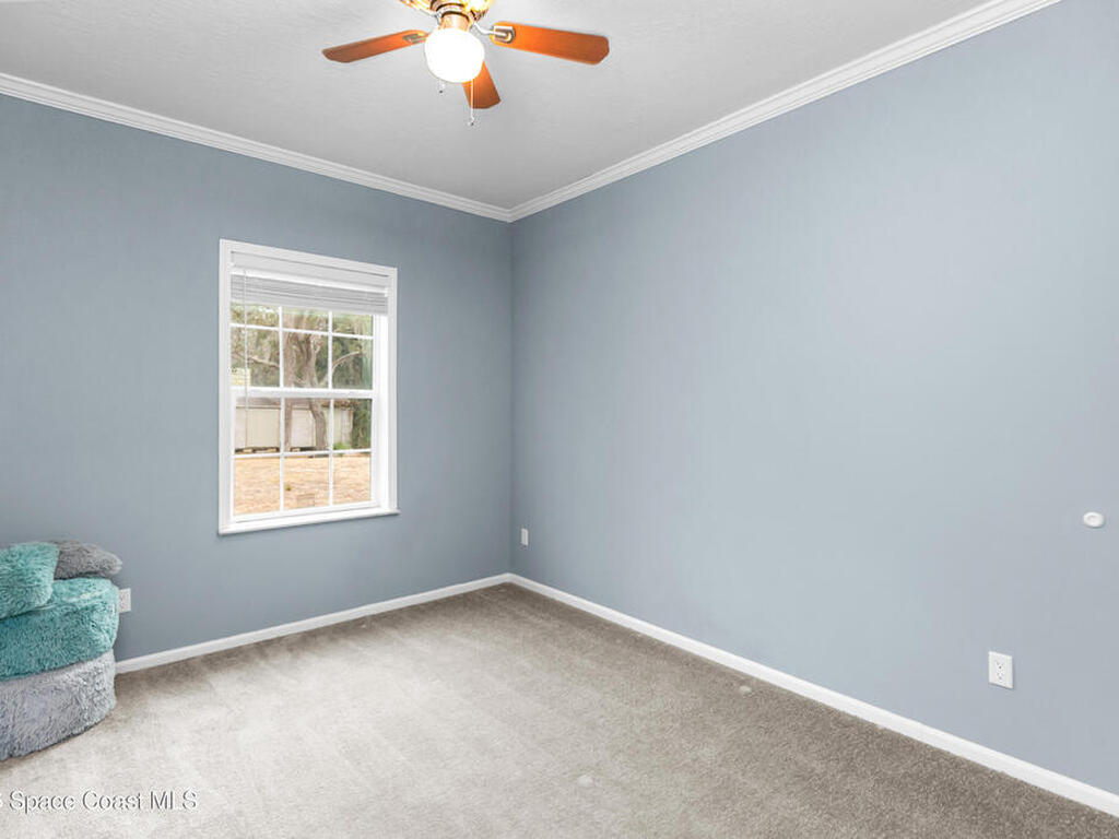 9175 Freedom Road, Mims, FL 32754