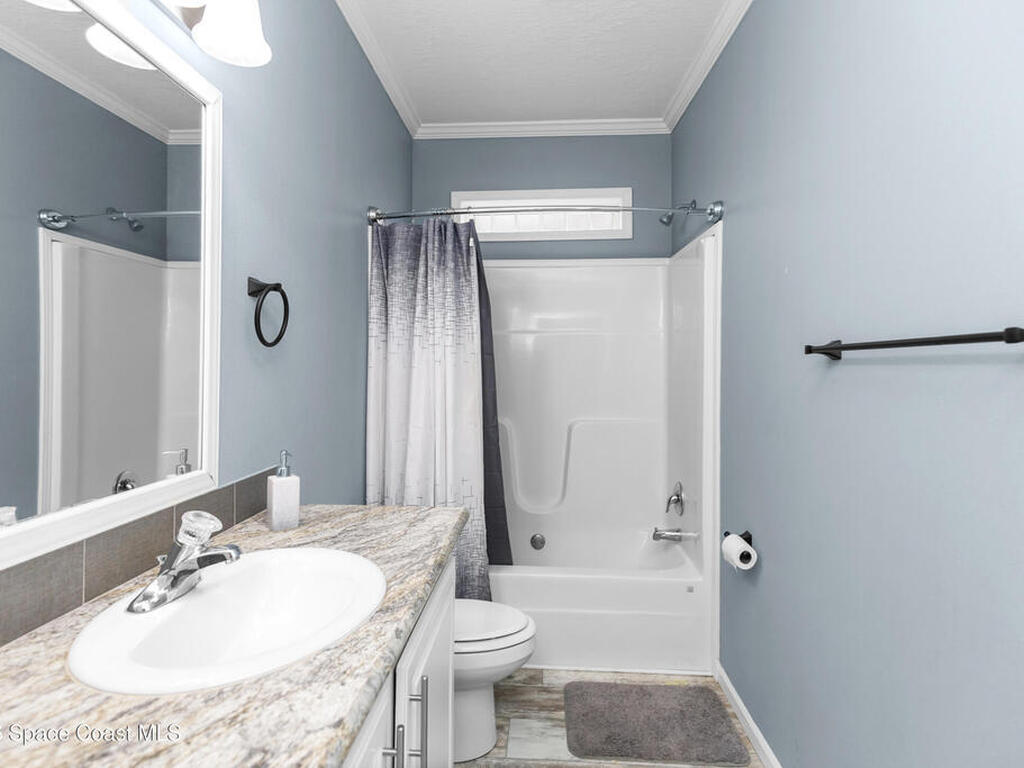 9175 Freedom Road, Mims, FL 32754