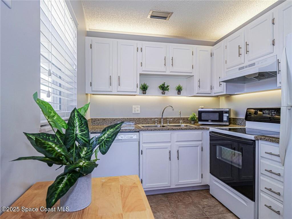 66 Woodland Drive, Vero Beach, FL 32962