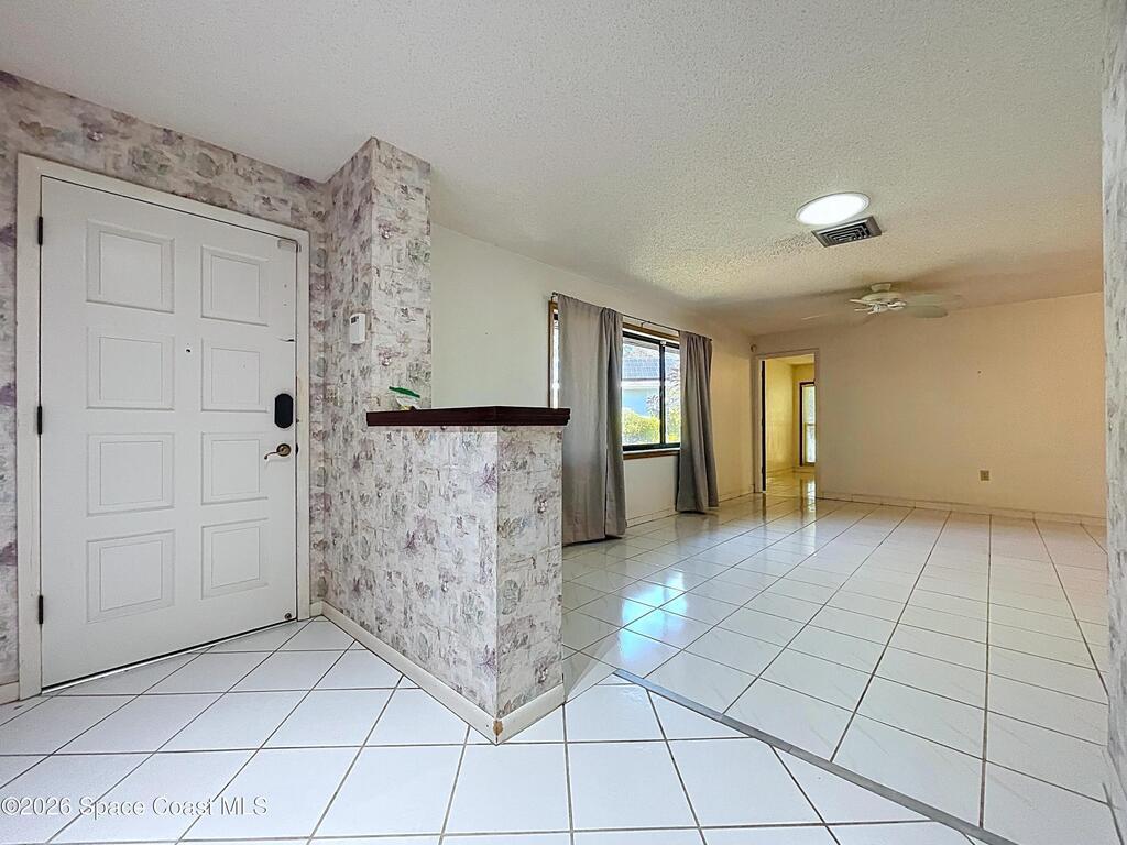 9591 128th Terrace, Largo, FL 33773