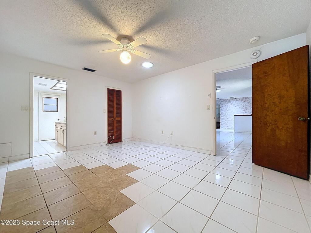 9591 128th Terrace, Largo, FL 33773