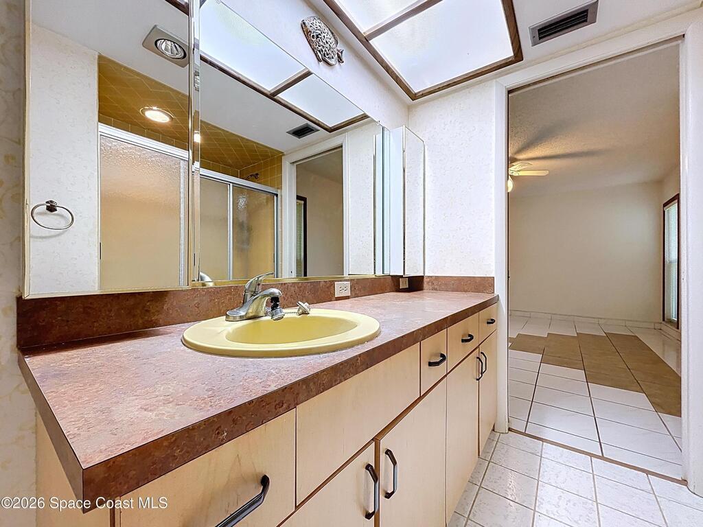 9591 128th Terrace, Largo, FL 33773