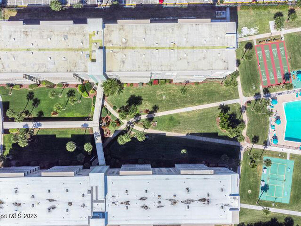 2020 N Atlantic Avenue, Cocoa Beach, FL 32931