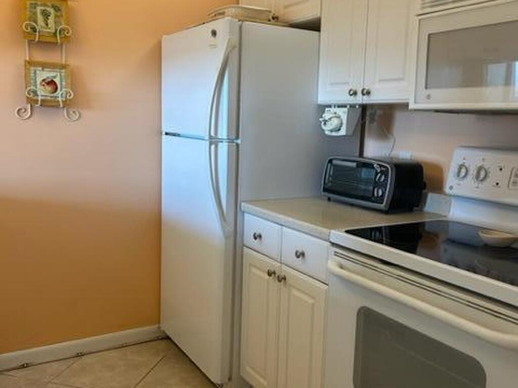 2020 N Atlantic Avenue, Cocoa Beach, FL 32931